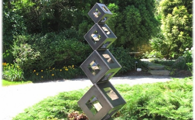 abstract-sculpture-out-of-the-box-metal-artist-kirt-rebello