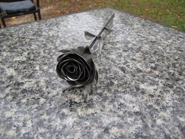 stainless-steel-rose-2